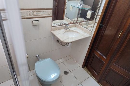 Banheiro da Suíte de casa para alugar com 4 quartos, 280m² em Jardim Pedro José Nunes, São Paulo