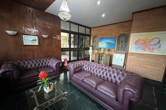 Hall de entrada de apartamento para alugar com 1 quarto, 56m² em Centro, São Vicente