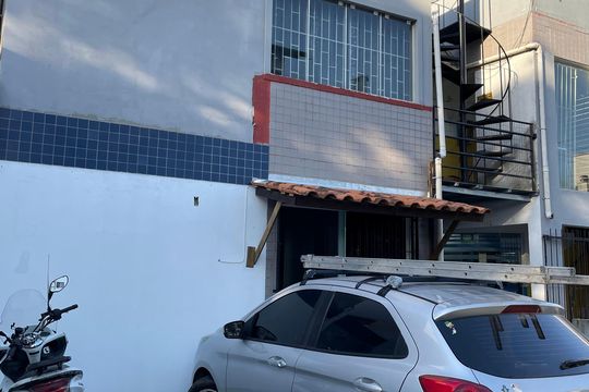 Fachada de kitnet/studio para alugar com 1 quarto, 34m² em Lagoa da Conceição, Florianópolis