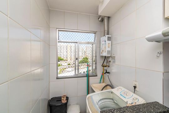 Área de Serviço de apartamento para alugar com 2 quartos, 50m² em Irajá, Rio de Janeiro