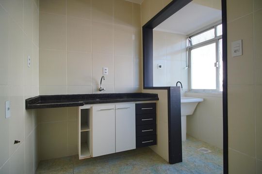 Cozinha de apartamento à venda com 1 quarto, 39m² em Jardim Dona Leopoldina, Porto Alegre