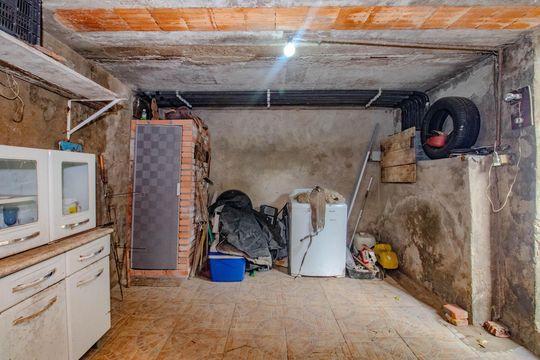 Garagem do Imóvel de casa de condomínio para alugar com 2 quartos, 97m² em Morro Santana, Porto Alegre