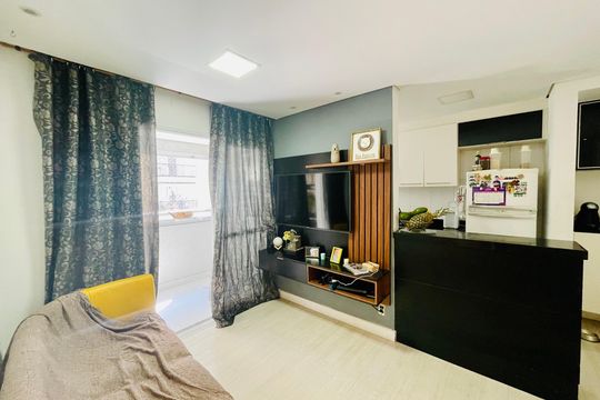 Sala de apartamento à venda com 2 quartos, 54m² em Jardim Imperador, Guarulhos