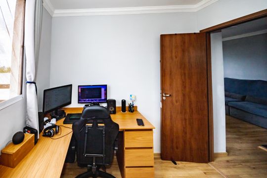 Quarto 2 de apartamento para alugar com 2 quartos, 45m² em Juliana, Belo Horizonte