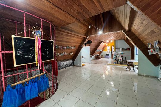 Casa à venda com 3 quartos, 300m² em Sagrada Família, Belo Horizonte