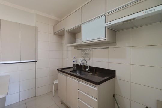 Cozinha de apartamento para alugar com 2 quartos, 70m² em Jardim Macedo, Ribeirão Preto