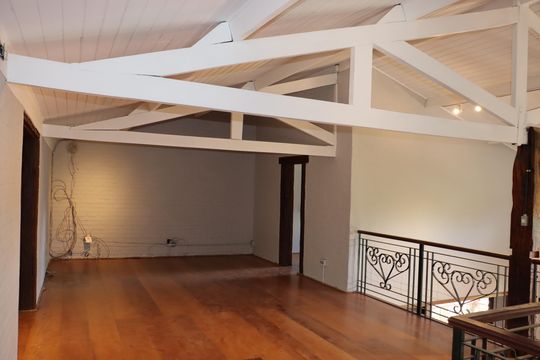 Casa de Condomínio para alugar com 7 quartos, 748m² em Vila Real Moinho Velho, Embu das Artes