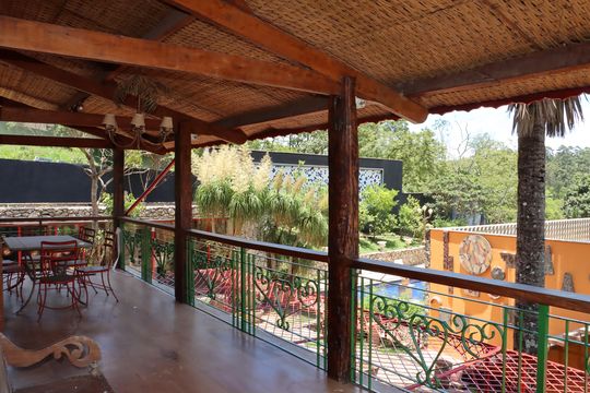 Casa de Condomínio para alugar com 7 quartos, 748m² em Vila Real Moinho Velho, Embu das Artes