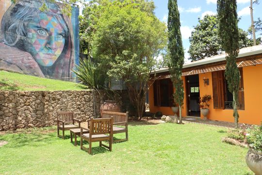 Casa de Condomínio para alugar com 7 quartos, 748m² em Vila Real Moinho Velho, Embu das Artes