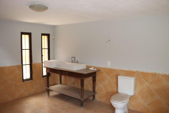 Casa de Condomínio para alugar com 7 quartos, 748m² em Vila Real Moinho Velho, Embu das Artes