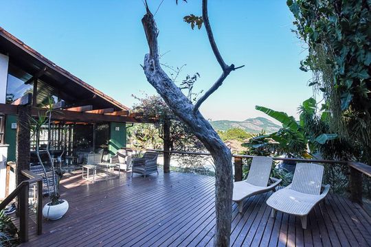 Casa à venda com 7 quartos, 250m² em Santo Antônio, Niterói