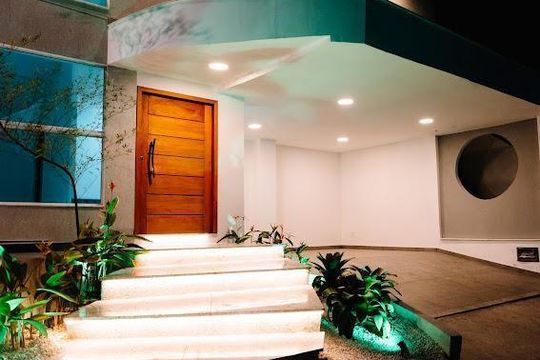 Casa à venda com 5 quartos, 373m² em Rio do Ouro, Niterói