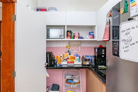 Cozinha de apartamento à venda com 3 quartos, 180m² em Buritis, Belo Horizonte