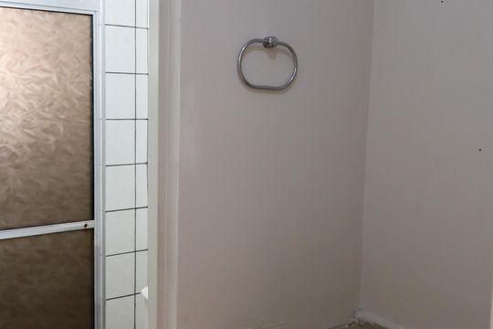 Banheiro de apartamento à venda com 2 quartos, 48m² em Novo Osasco, Osasco