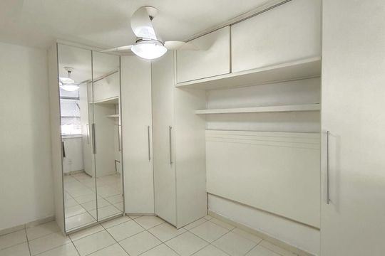 Apartamento à venda com 2 quartos, 77m² em Cubango, Niterói