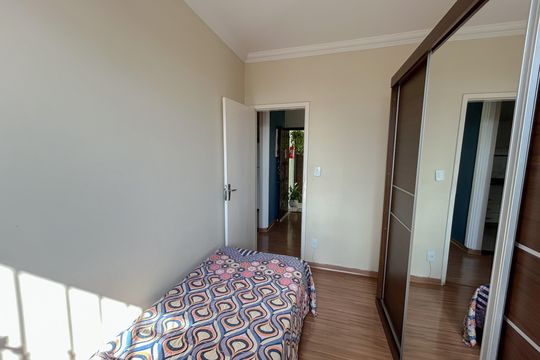 Apartamento à venda com 3 quartos, 75m² em Santa Amelia, Belo Horizonte