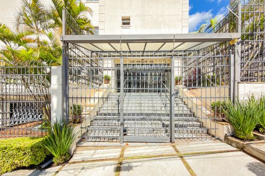 Fachada de apartamento à venda com 2 quartos, 59m² em Jardim da Gloria, São Paulo