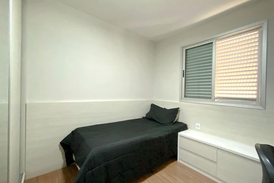 Quarto 2 de apartamento à venda com 5 quartos, 250m² em Nova Suíça, Belo Horizonte
