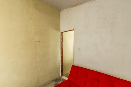 Quarto de casa para alugar com 1 quarto, 35m² em Parque Boturussu, São Paulo