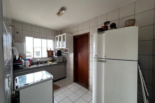 Apartamento para alugar com 3 quartos, 88m² em Santa Mônica, Uberlândia