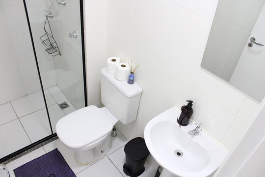 Banheiro de kitnet/studio à venda com 1 quarto, 28m² em Brás, São Paulo