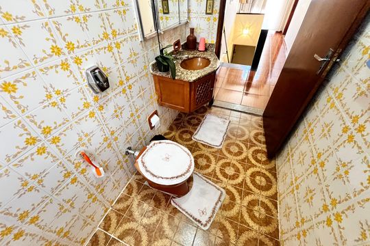 Banheiro de casa à venda com 2 quartos, 120m² em Casa Verde Alta, São Paulo