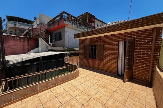 Varanda de casa à venda com 2 quartos, 120m² em Casa Verde Alta, São Paulo