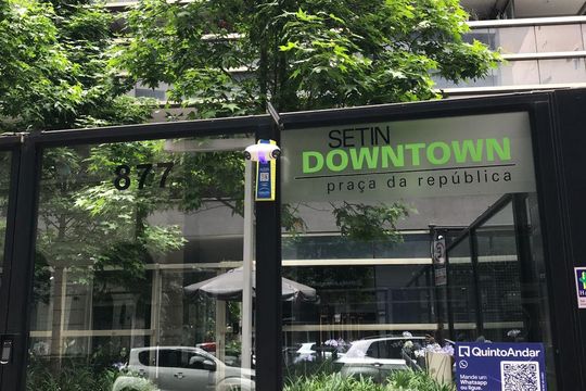 fachada  de kitnet/studio para alugar com 1 quarto, 27m² em República, São Paulo