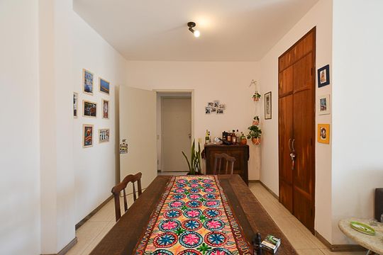 Apartamento para alugar com 2 quartos, 110m² em Santo Antônio, Belo Horizonte
