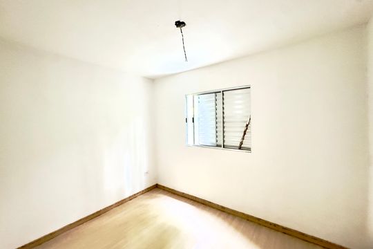 Quarto 1 de apartamento para alugar com 2 quartos, 45m² em Jardim Sao Luis (zona Norte), Guarulhos