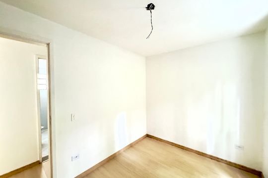 Quarto 1 de apartamento para alugar com 2 quartos, 45m² em Jardim Sao Luis (zona Norte), Guarulhos