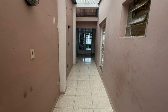Área Externa de casa à venda com 3 quartos, 160m² em Vila Liviero, São Paulo
