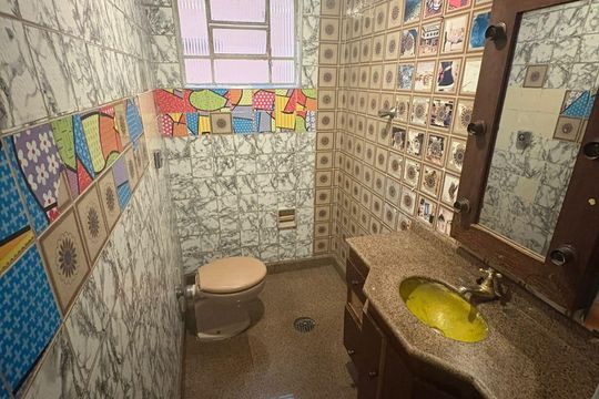 Banheiro 1 de casa à venda com 3 quartos, 160m² em Vila Liviero, São Paulo