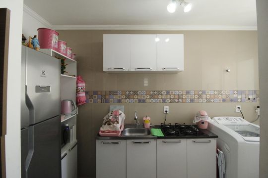 Cozinha de apartamento para alugar com 2 quartos, 47m² em Morro Santana, Porto Alegre