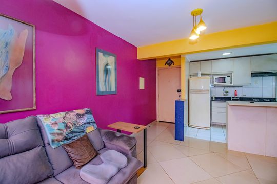 Sala de apartamento à venda com 2 quartos, 56m² em Santana, Porto Alegre