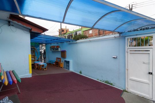 Garagem de casa para alugar com 6 quartos, 500m² em Jardim Orly, São Paulo