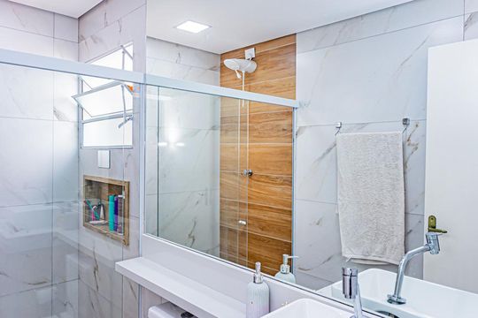 Banheiro de casa para alugar com 3 quartos, 145m² em Vila Iorio, São Paulo