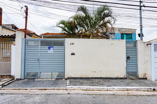 Fachada de casa para alugar com 3 quartos, 145m² em Vila Iorio, São Paulo