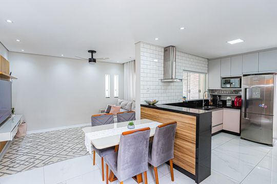 Casa para alugar com 3 quartos, 145m² em Vila Iorio, São Paulo