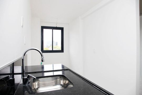 Cozinha + Área de Serviço de apartamento à venda com 3 quartos, 90m² em Cidade Baixa, Porto Alegre