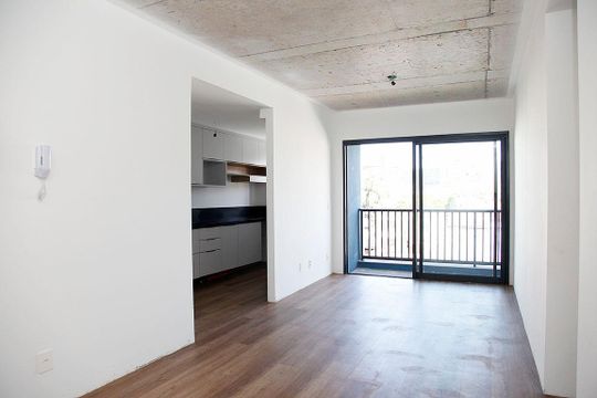 Sala de apartamento à venda com 3 quartos, 90m² em Cidade Baixa, Porto Alegre