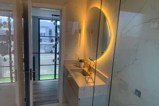 Banheiro de casa à venda com 3 quartos, 225m² em Igara, Canoas
