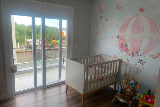 Quarto de casa à venda com 3 quartos, 225m² em Igara, Canoas