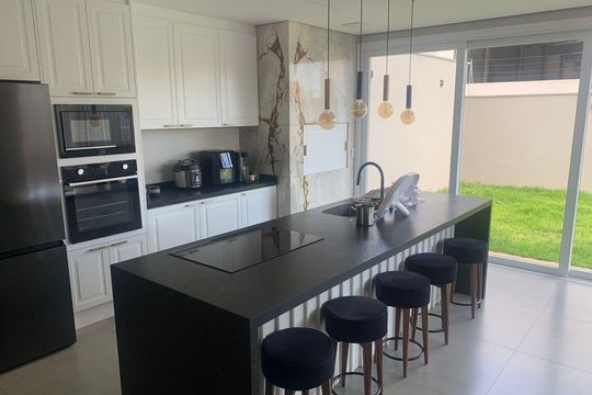 Cozinha de casa à venda com 3 quartos, 225m² em Igara, Canoas