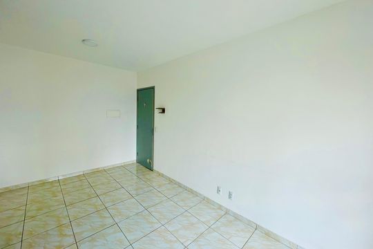 Sala de apartamento à venda com 2 quartos, 46m² em Jardim Flor da Montanha, Guarulhos