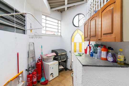 Área de Serviço de casa à venda com 3 quartos, 250m² em Parque Jabaquara, São Paulo