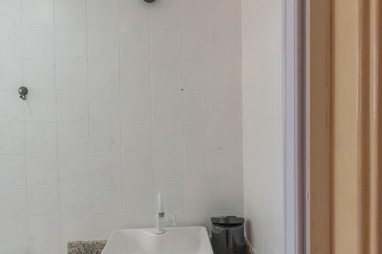 Banheiro da Suíte de apartamento à venda com 1 quarto, 46m² em Botafogo, Campinas