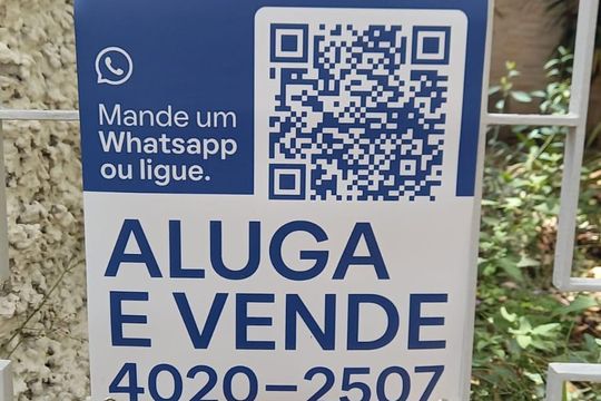 Plaquinha de casa para alugar com 3 quartos, 130m² em Vila Anastácio, São Paulo