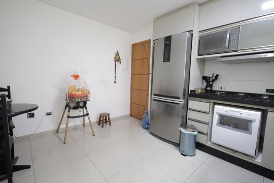 Cozinha de apartamento à venda com 2 quartos, 47m² em Vila Curuçá, Santo André