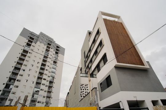 Fachada de apartamento à venda com 2 quartos, 40m² em Vila Antonina, São Paulo